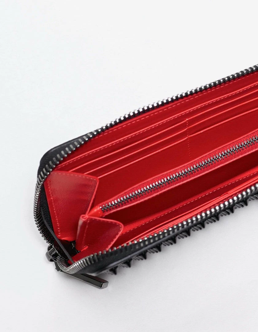 Best Pirce 🌟 Christian Louboutin Panettone Black Grain Leather Spikes Wallet Accessories ✨ 9 Christian Louboutin Panettone Black Grain Leather Spikes Wallet Accessories