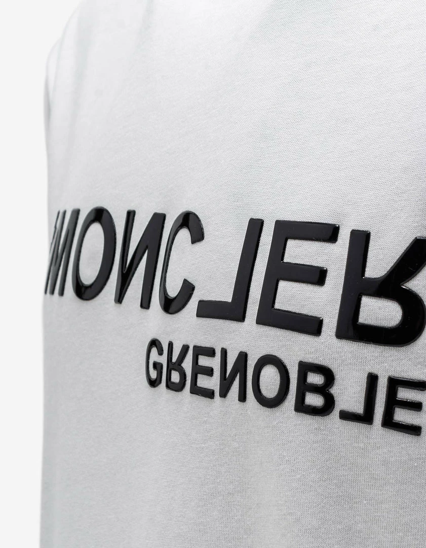 Promo 👏 Moncler Grenoble Clothing White Après-Ski T-Shirt 🔔 7 Moncler Grenoble Clothing White Après-Ski T-Shirt