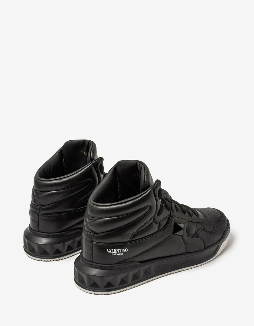 Cheap ๐ Valentino Garavani Black One Stud High Top Trainers ๐ฅฐ 9 Valentino Garavani Black One Stud High Top Trainers