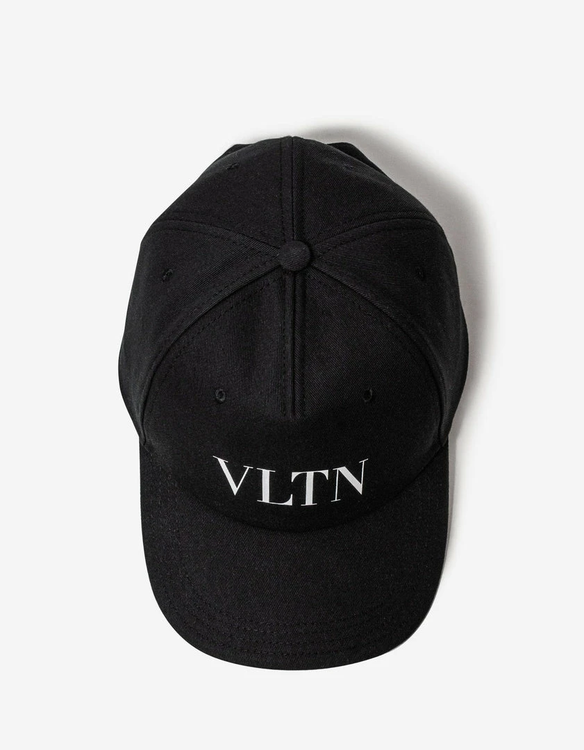 Brand new π Valentino Black VLTN βΎ Baseball Cap π 7 Valentino Black VLTN Baseball Cap