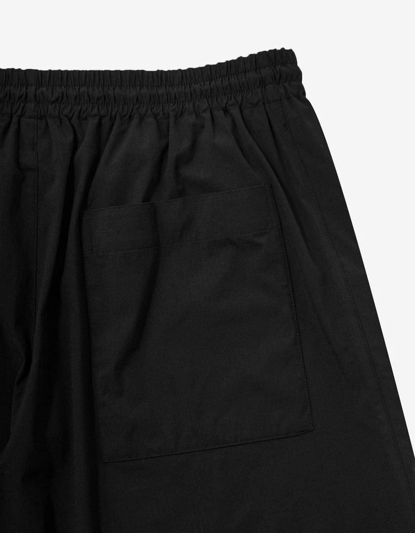 Buy π Y-3 Black Ripstop Utility Shorts π 7 Y-3 Black Ripstop Utility Shorts