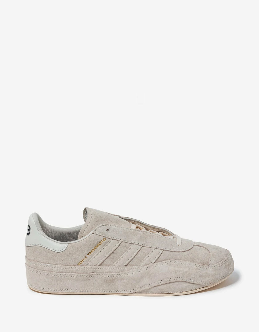 Brand new ๐ Y-3 Cream Gazelle Suede Leather Trainers ๐ 4 Y-3 Cream Gazelle Suede Leather Trainers